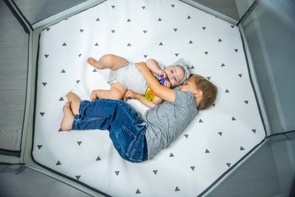 Turn Your Pop ‘N Go Playpen into a Travel Crib